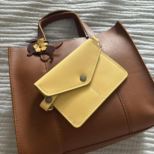 Good for more than just passports - customer review photo