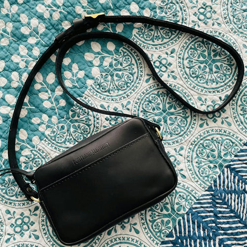 Cute, compact crossbody - customer review photo