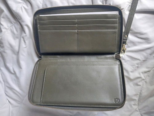 A little too full with my phone - customer review photo