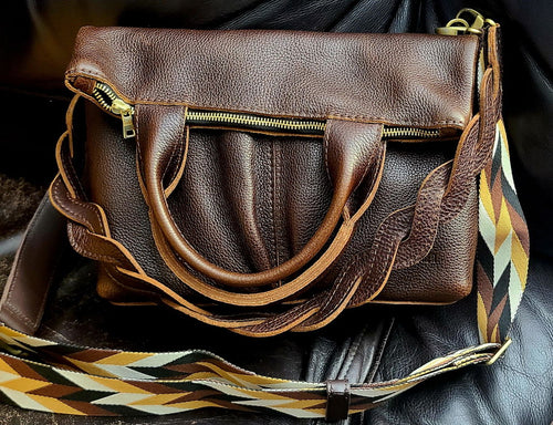 Small Coldbrew Pembroke: cute clutch! Holds a lot - customer review photo