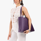 Empire Large | Model carrying leather tote bag with matching leather handles