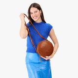 Meadow Large | Circle shaped crossbody bag with top zipper