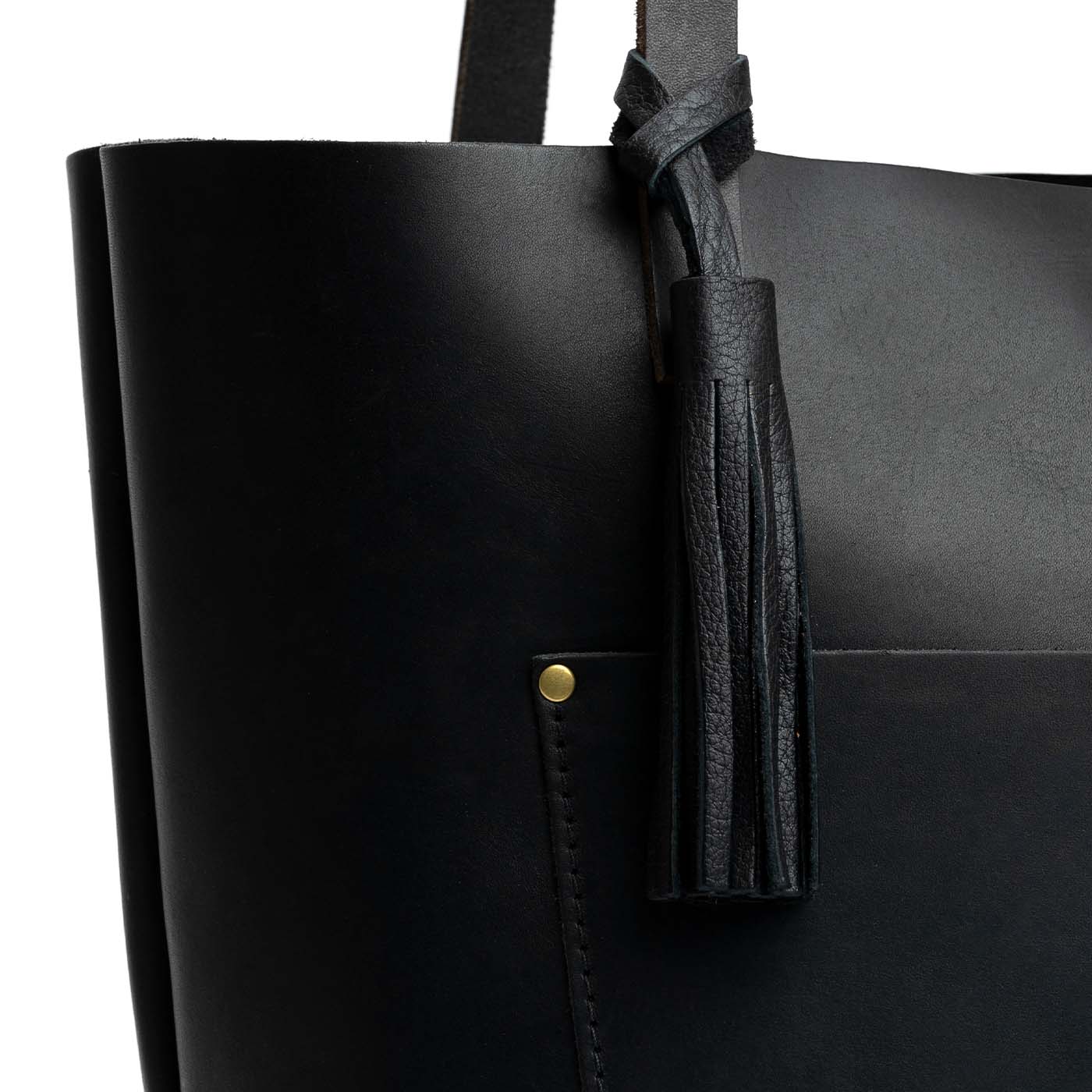 Pebbled--black | Fringed leather tassel with leather loop
