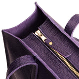 Empire | Closeup of tote bag's zipper closure