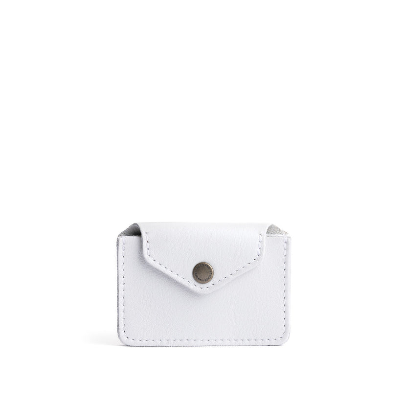 Pearl | Small leather wallet with snap closure