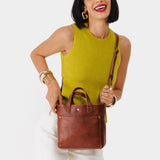 Nutmeg Classic | Crossbody tote bag with snap closure and front pocket