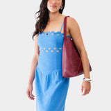 Large shoulder bag with magnetic snap closure