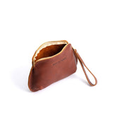 Nutmeg Large | Large pouch with top zipper and curved edges