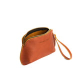 Sienna Large | Large pouch with top zipper and curved edges