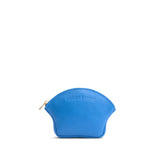 Skydive Small | Seashell shaped leather makeup bag with curved top zipper and flat bottom