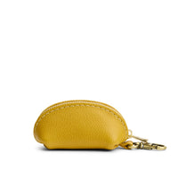 Pomello | Taco shaped leather pouch with zipper and swivel lobster clasp on white background