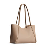 Stone Medium | Wide tote with leather straps and snap closure