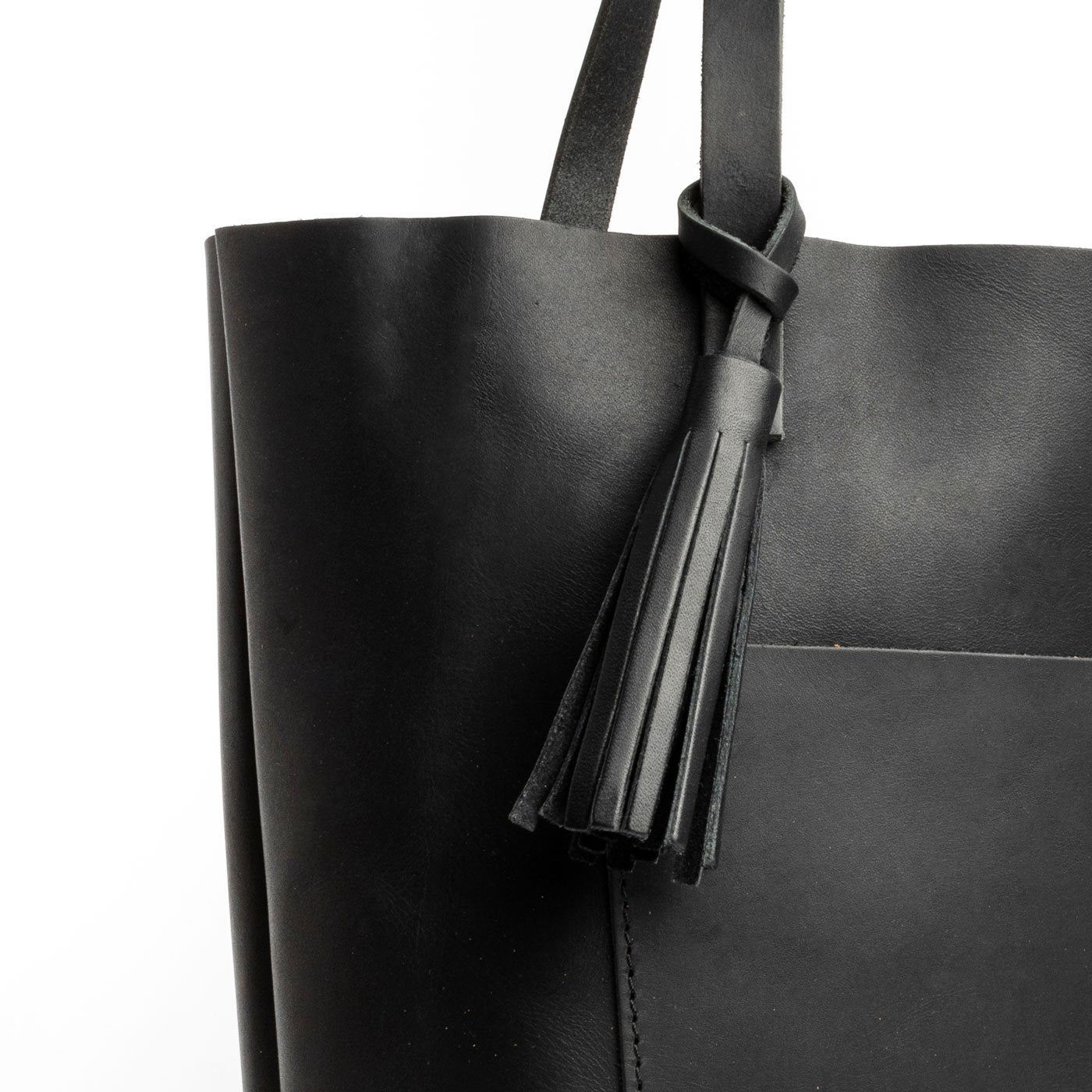 Black*Classic | Fringed leather tassel with leather loop